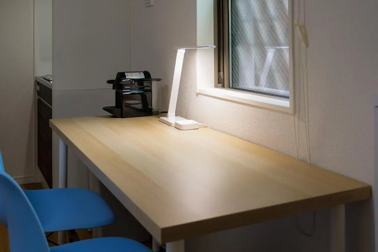 Triphome Tateishi New Open/2 Single Beds/Big Table/300M Wifi Tokio 0*,  Japan