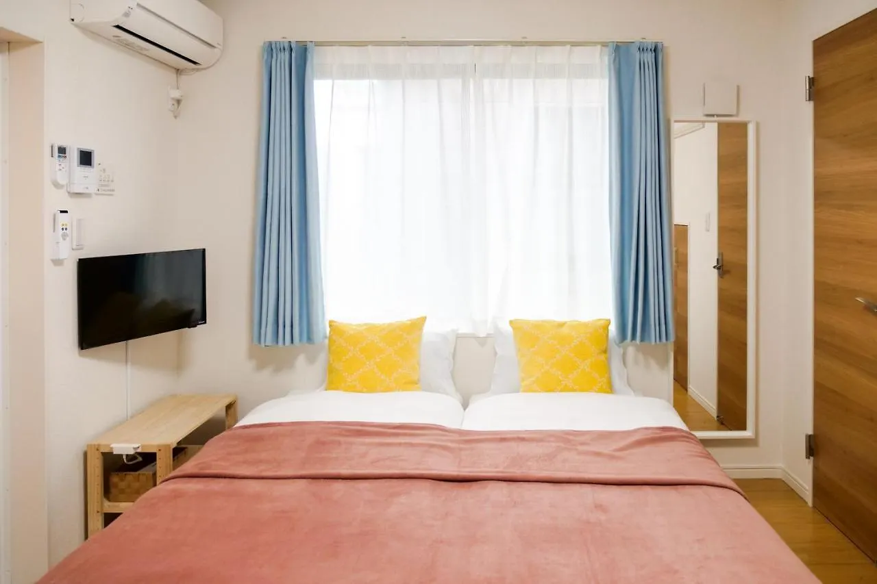 Apartment Triphome Tateishi New Open/2 Single Beds/Big Table/300M Wifi Tokyo